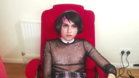 master_and_doll_ online show from January 30, 2025, 10:51 pm