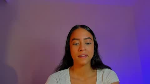 Kamila online show from April 14, 2026, 11:33 pm