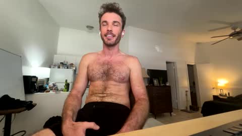 Snapshot of master_louie chatting on February 16, 2025, 7:05 pm muskyjockdick online show from February 16, 2025, 7:05 pm