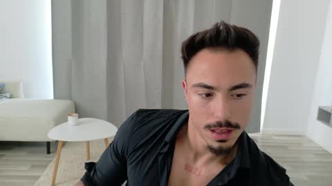 master_lukass online show from May 12, 2026, 1:19 pm