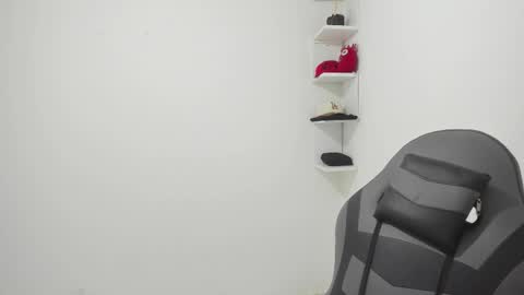 Snapshot of masteralda09 chatting on November 5, 2025, 4:29 pm Alpha junior online show from November 5, 2025, 4:29 pm