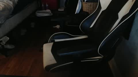 Snapshot of masterbatemike1 chatting on November 9, 2025, 9:18 am MasterbateMike online show from November 9, 2025, 9:18 am