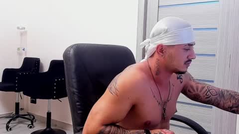 Snapshot of masterchris12 chatting on December 2, 2024, 9:39 pm masterchris12 online show from December 2, 2024, 9:39 pm