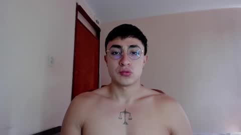 Snapshot of masterfiterotic chatting on March 9, 2025, 7:26 pm masterfiterotic online show from March 9, 2025, 7:26 pm
