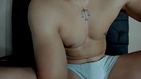 Snapshot of masterfiterotic chatting on October 14, 2025, 11:27 pm masterfiterotic online show from October 14, 2025, 11:27 pm