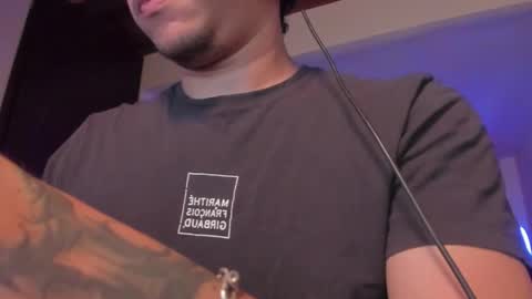 Snapshot of masterjuanc chatting on October 29, 2025, 11:17 pm Juan Independent Model online show from October 29, 2025, 11:17 pm