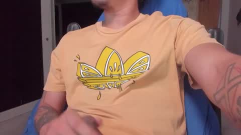 Juan Independent Model online show from November 23, 2025, 10:31 pm