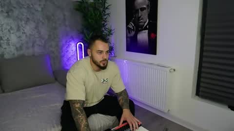 masterkingmuscle online show from January 5, 2026, 8:01 pm