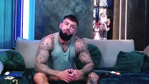 Snapshot of masterkingofmuscle chatting on December 13, 2024, 8:51 am masterkingofmuscle online show from December 13, 2024, 8:51 am