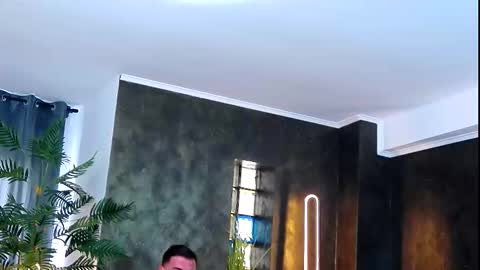 masterkingofmuscle online show from October 13, 2025, 9:31 am