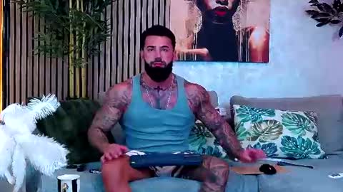Snapshot of masterkingofmuscle chatting on June 24, 2026, 3:49 am masterkingofmuscle online show from June 24, 2026, 3:49 am