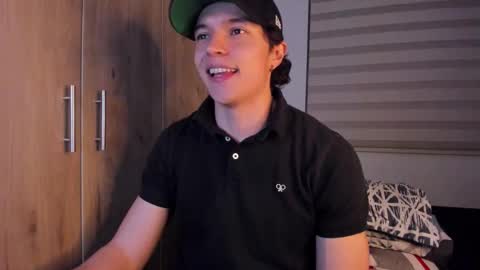 mastrangelo_x online show from October 23, 2025, 3:06 am