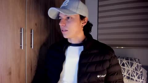 mastrangelo_x online show from April 29, 2026, 2:48 am