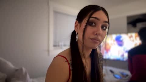 Snapshot of masturbatingmariamiller chatting on December 19, 2024, 2:34 am masturbatingmariamiller online show from December 19, 2024, 2:34 am