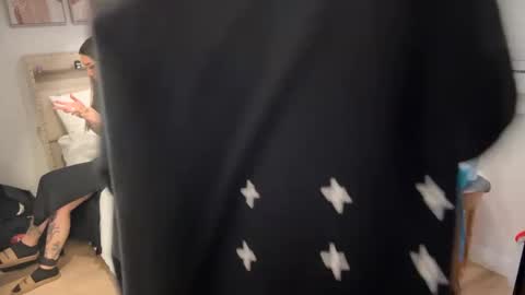 Snapshot of masturbatingmariamiller chatting on December 22, 2024, 3:22 am masturbatingmariamiller online show from December 22, 2024, 3:22 am