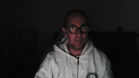 mat11efou online show from September 27, 2025, 6:57 pm