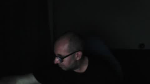 mat11efou online show from October 13, 2025, 2:44 am