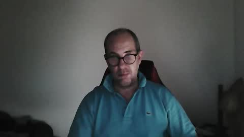 Snapshot of mat11efou chatting on May 3, 2026, 9:59 am mat11efou online show from May 3, 2026, 9:59 am