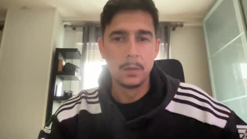 Snapshot of matahavi chatting on October 29, 2025, 8:16 am Aaron online show from October 29, 2025, 8:16 am