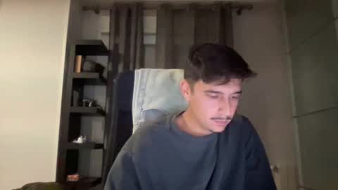 Snapshot of matahavi chatting on November 6, 2025, 5:25 pm Aaron online show from November 6, 2025, 5:25 pm