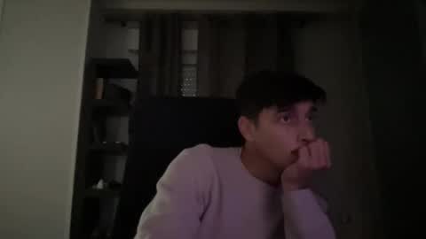 Snapshot of matahavi chatting on November 17, 2025, 4:13 pm Aaron online show from November 17, 2025, 4:13 pm