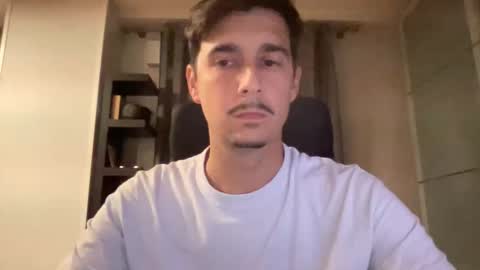 Snapshot of matahavi chatting on November 19, 2025, 9:48 pm Aaron online show from November 19, 2025, 9:48 pm