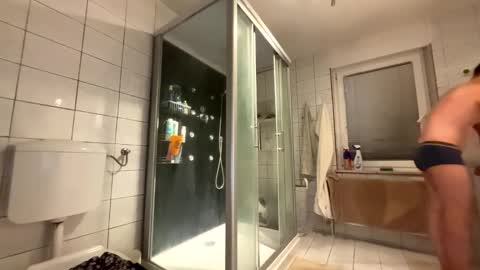 matej_cauci online show from March 1, 2026, 9:50 pm