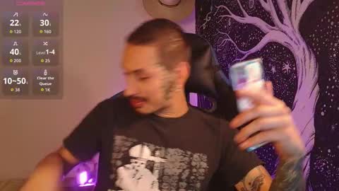 Snapshot of mateo60_ chatting on November 9, 2025, 2:10 am Mateo online show from November 9, 2025, 2:10 am