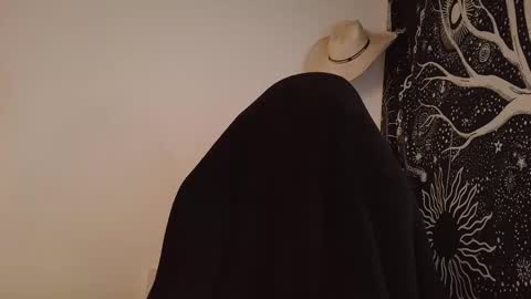 Mateo online show from November 29, 2025, 5:05 pm