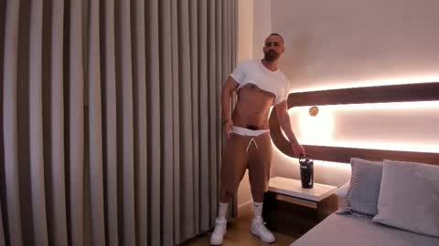 Mateo online show from February 27, 2026, 8:20 pm