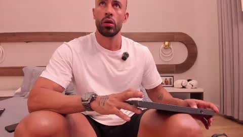Snapshot of mateo_ospinaa chatting on July 11, 2026, 7:05 pm Mateo online show from July 11, 2026, 7:05 pm