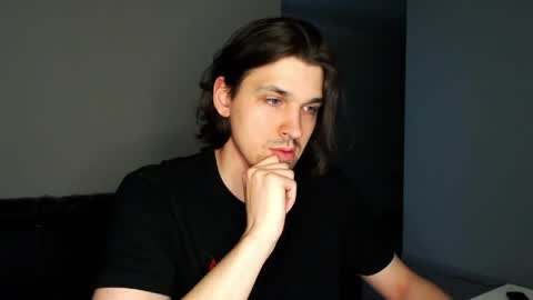 mateo_zeus online show from May 17, 2026, 4:47 pm