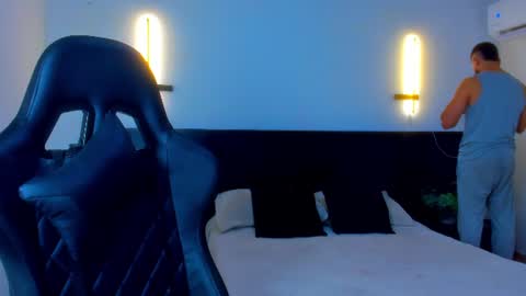Mathew Flintt  online show from June 23, 2026, 2:31 am