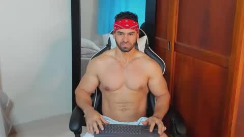 mathews_smith online show from October 14, 2025, 11:44 am