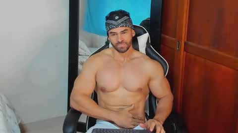 mathews_smith online show from November 20, 2025, 12:05 pm