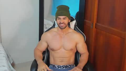 mathews_smith online show from November 21, 2025, 12:04 pm