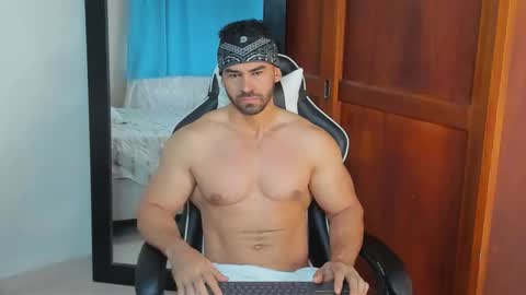 mathews_smith online show from December 4, 2025, 11:30 am