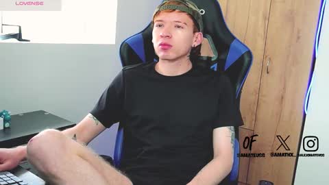 Alejandro Alex online show from November 14, 2025, 1:54 pm