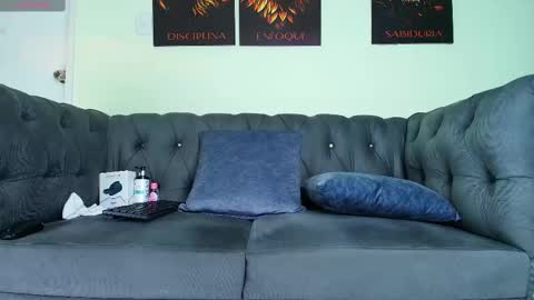  MATIAS COSTA  online show from February 20, 2025, 10:15 pm