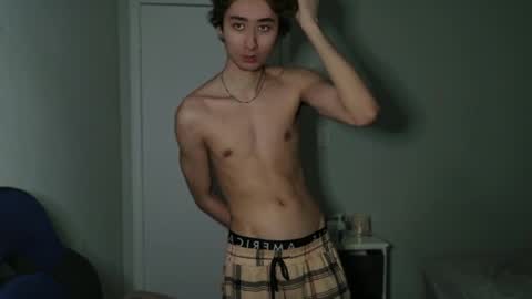 matt578281 online show from May 12, 2026, 2:52 am