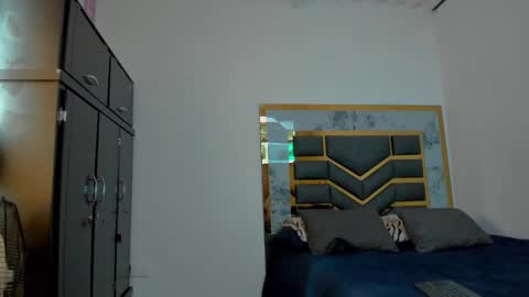 Snapshot of mattdevon chatting on September 30, 2025, 5:40 pm Matt online show from September 30, 2025, 5:40 pm