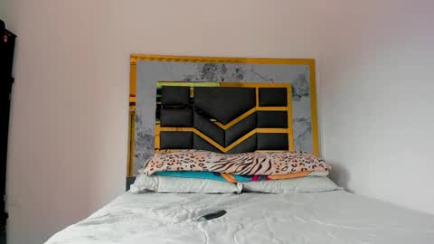 Snapshot of mattdevon chatting on October 13, 2025, 7:14 pm Matt online show from October 13, 2025, 7:14 pm