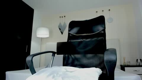 Matt online show from December 14, 2025, 5:07 pm