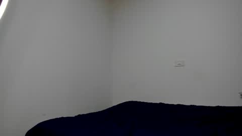 mattdevon7 online show from July 6, 2026, 3:03 am