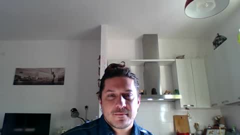 Snapshot of matteushh87 chatting on January 10, 2025, 9:02 am matteushh87 online show from January 10, 2025, 9:02 am