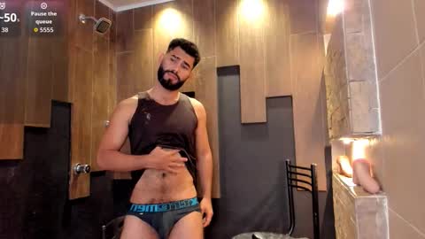 Mattew online show from November 5, 2025, 1:33 pm