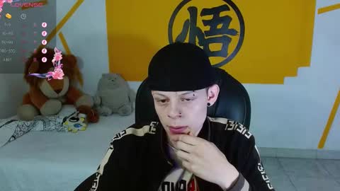 Snapshot of matthewboy_ chatting on January 20, 2025, 4:54 am MatthewBoy online show from January 20, 2025, 4:54 am