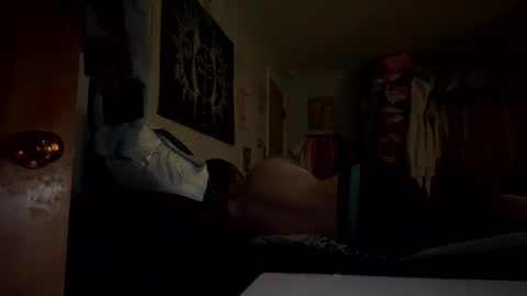 matthewc281 online show from November 16, 2025, 1:06 pm