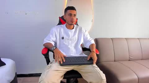 Matthew online show from December 17, 2025, 6:14 pm