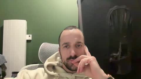 M online show from February 19, 2026, 10:39 pm